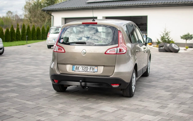 Renault Scenic cena 24950 przebieg: 243550, rok produkcji 2010 z Nisko małe 781